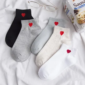 Гореща разпродажба на Дамски къси чорапи Червено сърце Сладък Студентски свежи дамски чорапи от мека памучна Лято Есен Чорапи за момичета Meias Сокс