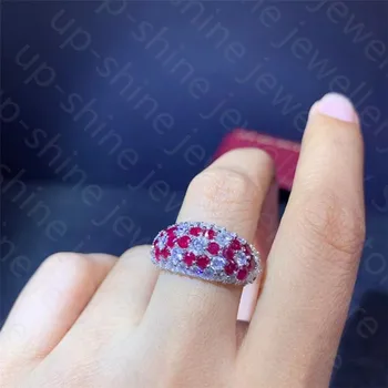 Нов пръстен от сребро проба 925 с инкрустиран естествен рубин, женски пръстен, луксозно и елегантно, подчеркивающее темперамент