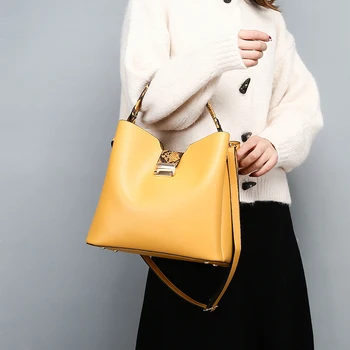 2021 Модерна чанта през рамо за жени Чанта на рамото Маркови дизайнерски дамски чанти Луксозна чанта от изкуствена кожа Чанта кофа Bag-чанта Основна