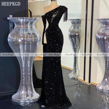 Секси черни рокли на Русалка с висока цепка на едното рамо с дълги ръкави и блестяща шапки с пайети в Дубай Специални вечерни рокли Плюс Размер